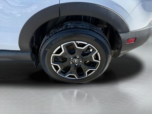 Used 2025 Ford Bronco Sport Outer Banks AWD/4WD image 23