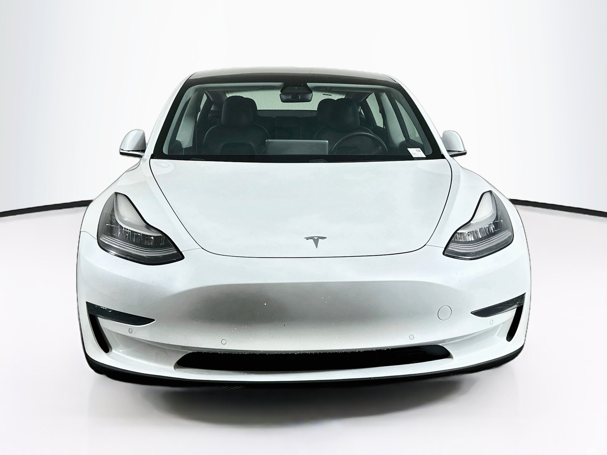 Used 2020 Tesla Model 3 Standard Range Plus RWD image 2