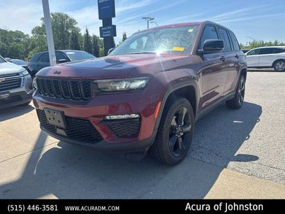 Used 2023 Jeep Grand Cherokee Limited w/ Black Appearance Package