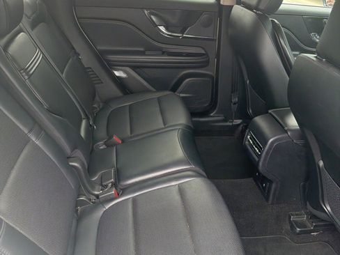 Used 2023 Lincoln Corsair Standard w/ Equipment Group 101A image 10