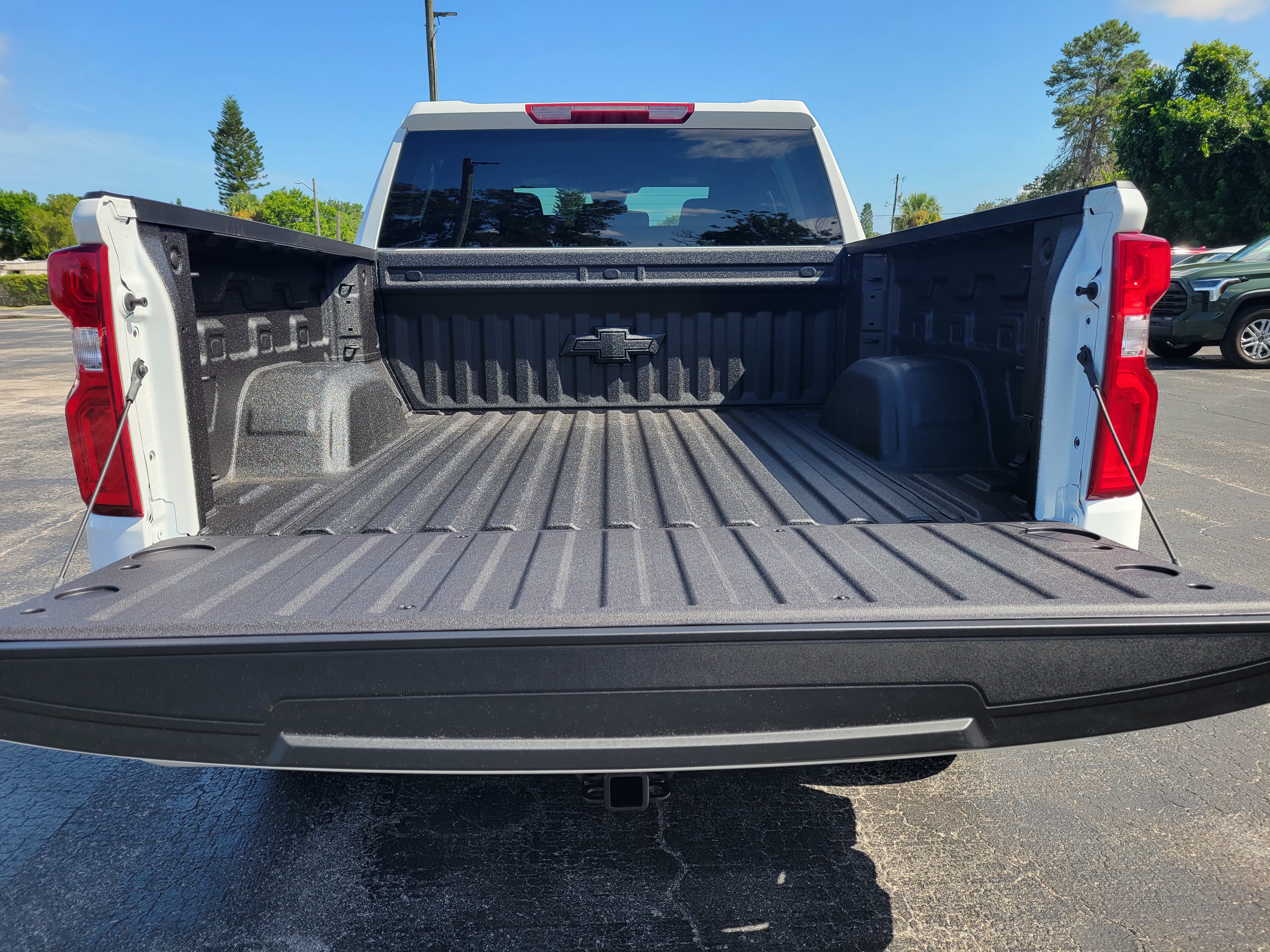 New 2026 Chevrolet Silverado 1500 RST w/ RST Select Package RWD image 9