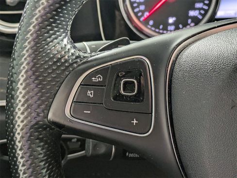 Used 2018 Mercedes-Benz E 300 image 19