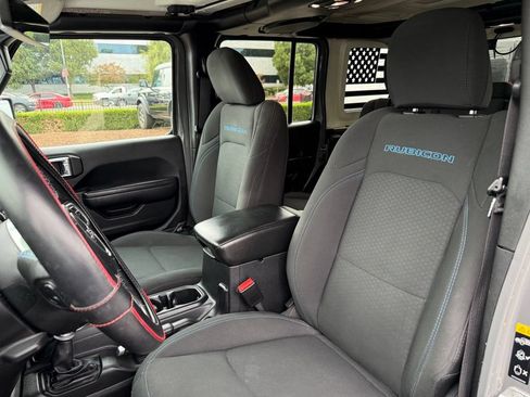 Used 2021 Jeep Wrangler Unlimited Rubicon 4xe w/ Cold Weather Group AWD/4WD image 13