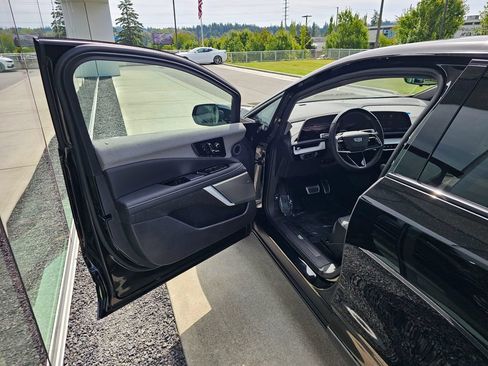 New 2026 Cadillac Optiq Sport 1 AWD/4WD image 18