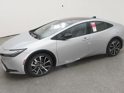 New 2026 Toyota Prius Plug-In Hybrid image 24