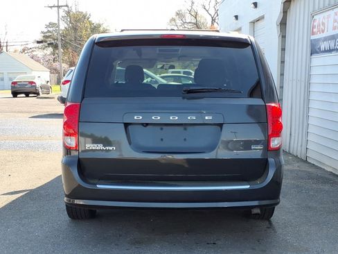 Used 2011 Dodge Grand Caravan Crew w/ Entertainment Group 1 image 4