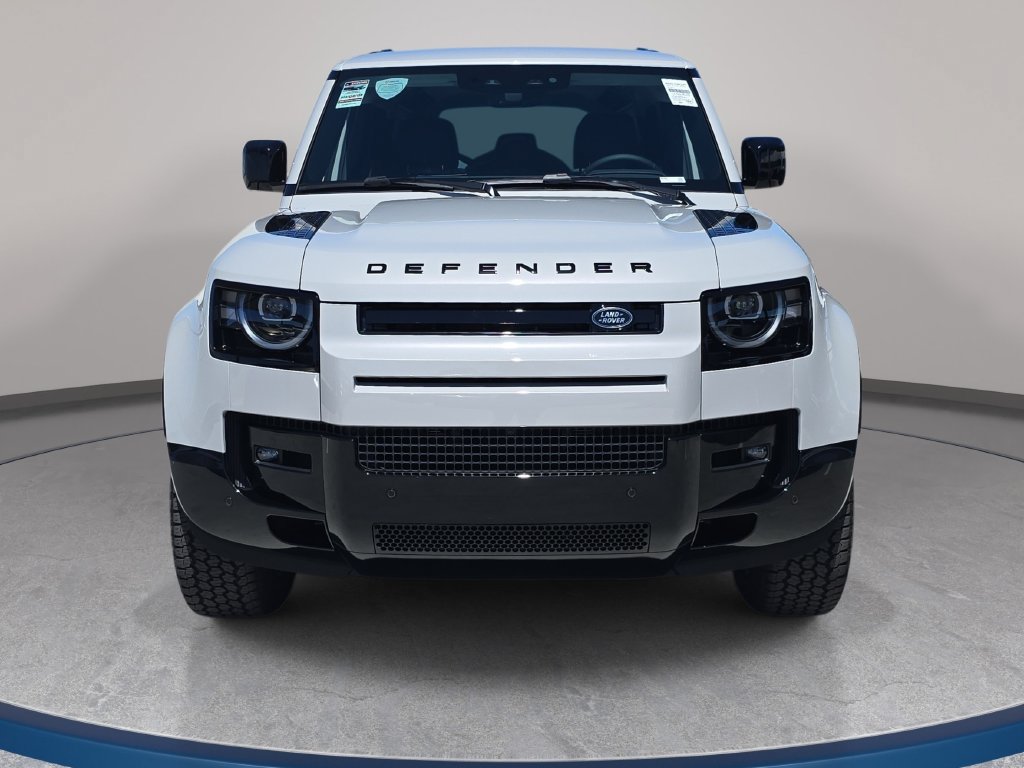 New 2026 Land Rover Defender 110 X-Dynamic SE AWD/4WD image 2