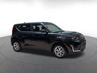 Used 2025 Kia Soul LX w/ LX Technology Package FWD video 2