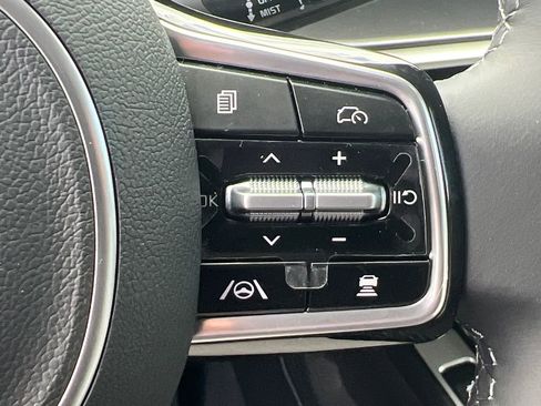 New 2025 Kia Sorento S w/ Panoramic Sunroof Package image 25