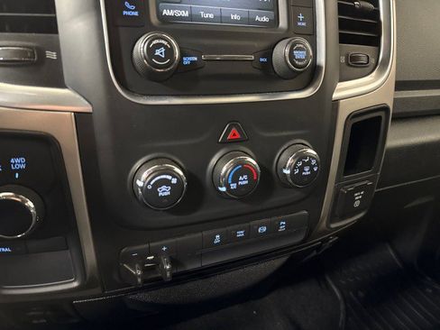 Used 2018 RAM 3500 Big Horn image 26