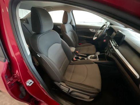 Used 2023 Kia Forte LXS image 23