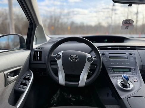 Used 2011 Toyota Prius Two image 12