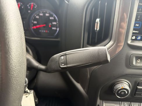 Used 2019 Chevrolet Silverado 1500 Custom Trail Boss w/ Custom Convenience Package image 24