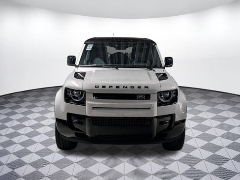 New 2026 Land Rover Defender 110 X-Dynamic SE AWD/4WD image 8