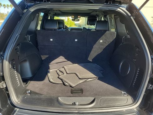 Used 2022 Jeep Grand Cherokee Limited w/ Tech Group image 8