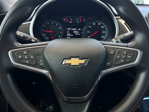 Used 2023 Chevrolet Malibu LT FWD image 23