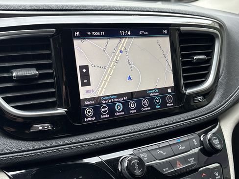 Used 2018 Chrysler Pacifica Limited w/ Advanced Safetytec Group image 23