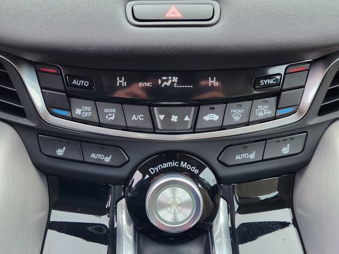 Certified 2025 Acura TLX w/ Technology Package image 22