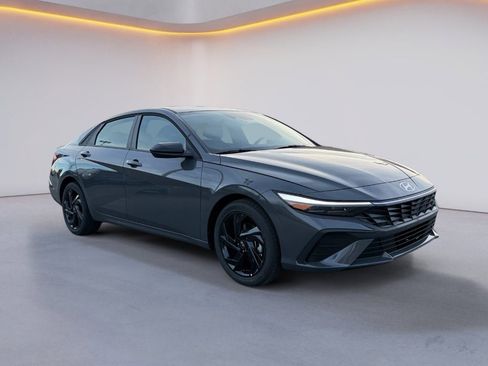 New 2026 Hyundai Elantra Sport w/ Cargo Package image 13