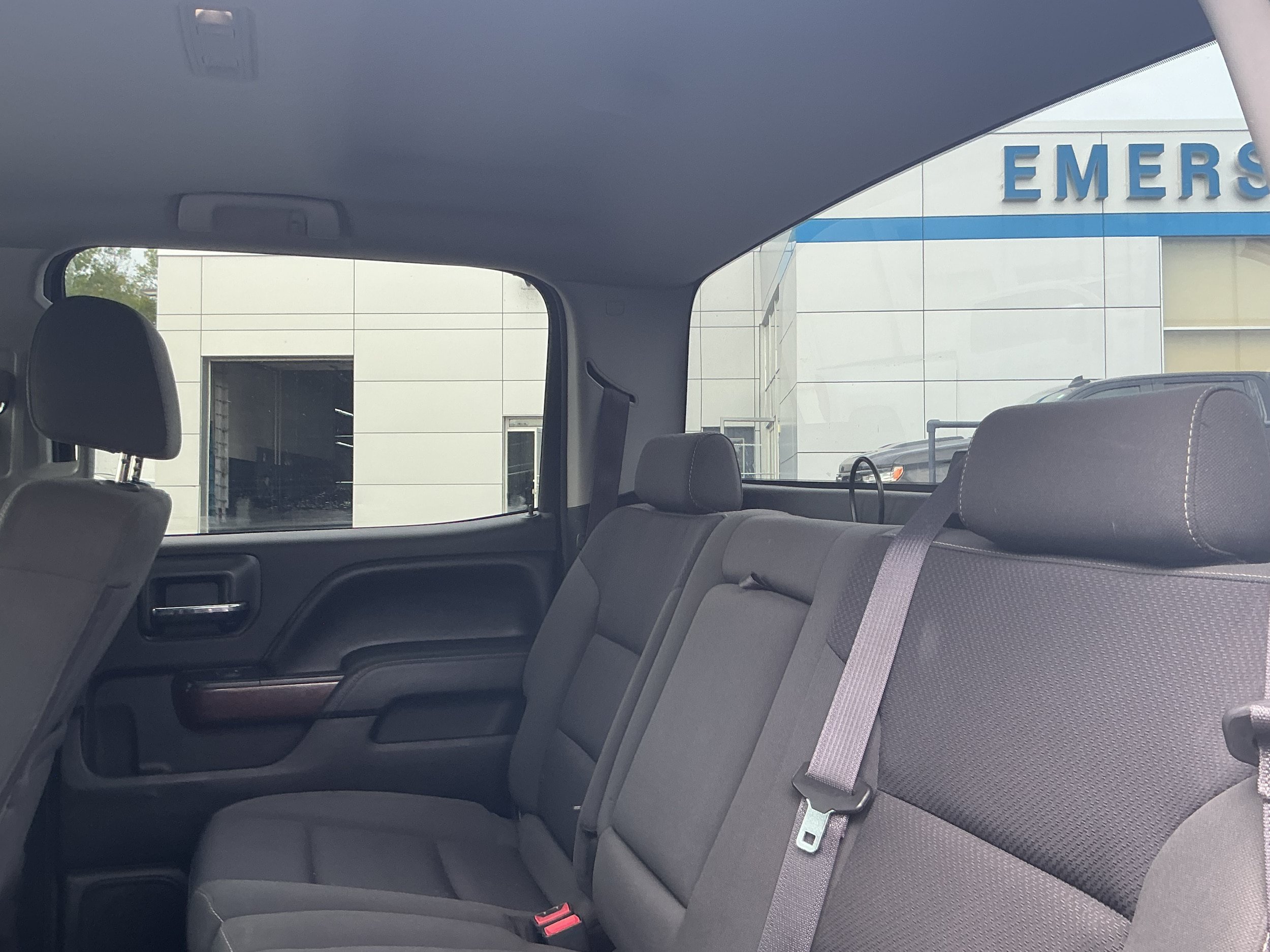Used 2016 GMC Sierra 2500 SLE w/ Suspension Package, Off-Road AWD/4WD image 7