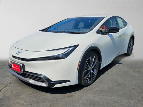 Certified 2026 Toyota Prius XLE FWD image 7