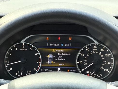 Used 2018 Nissan Murano S image 15