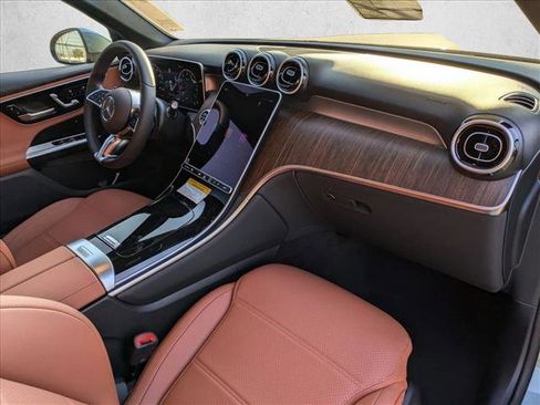 New 2026 Mercedes-Benz GLC 300 image 19