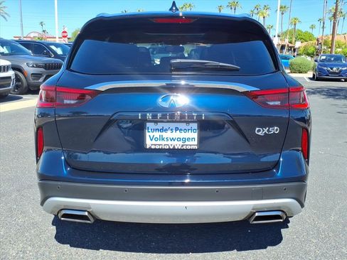 Used 2019 INFINITI QX50 Essential w/ Cargo Package image 5