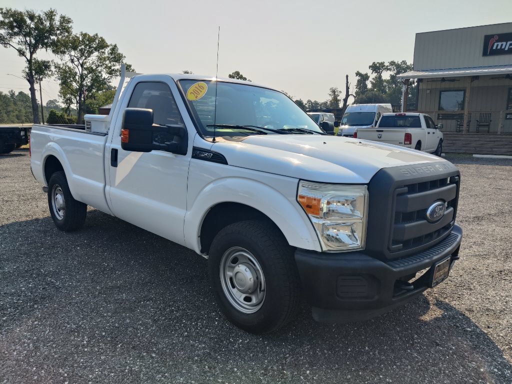 Used 2016 Ford F250 XL w/ Power Equipment Group RWD image 3