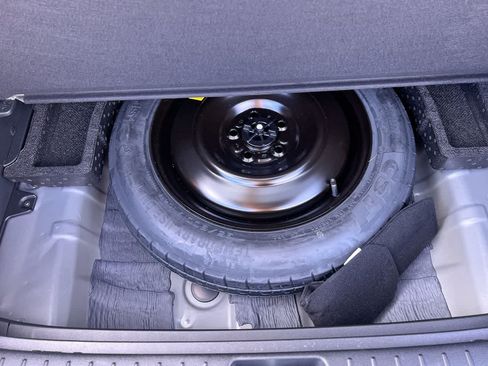 Certified 2025 Kia Sportage EX FWD image 26
