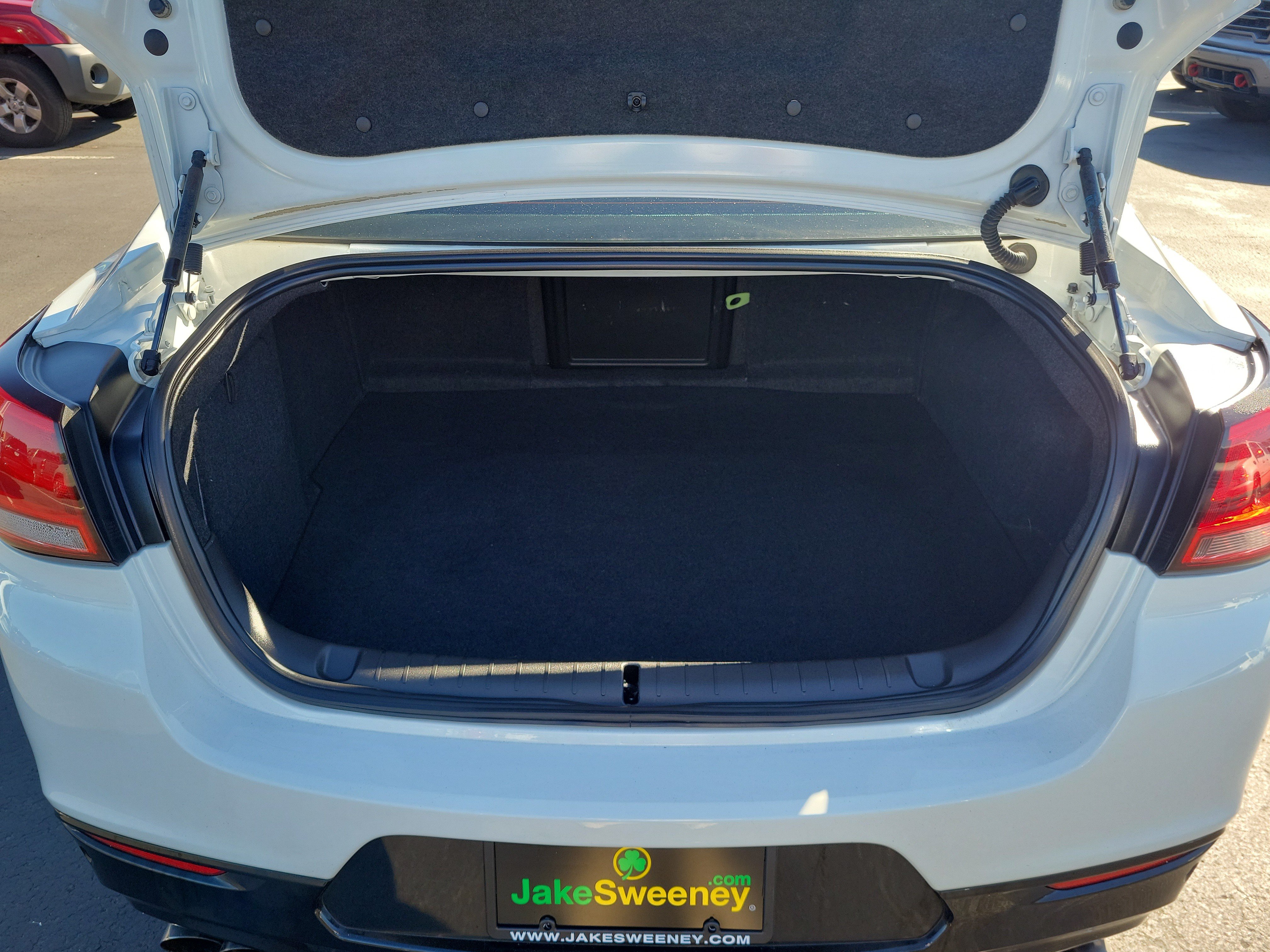 Used 2015 Chevrolet SS RWD image 7