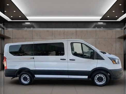 Used 2020 Ford Transit 150 XL image 8