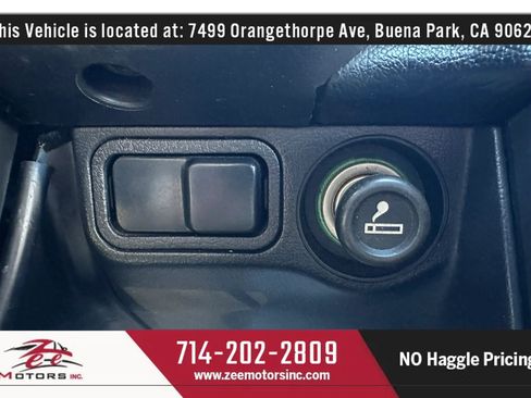 Used 1996 MAZDA MX-5 Miata RWD image 26