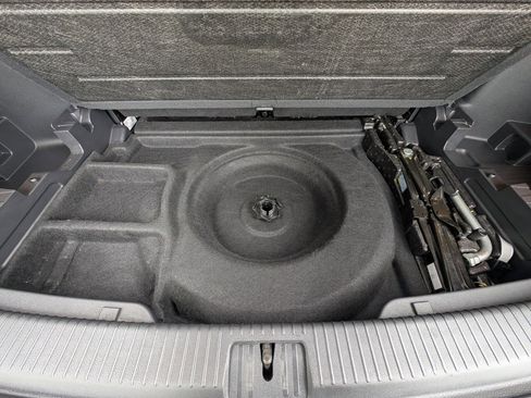 Used 2021 Volkswagen Atlas SE image 42