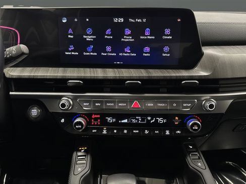 Used 2025 Kia Telluride EX X-Line image 9