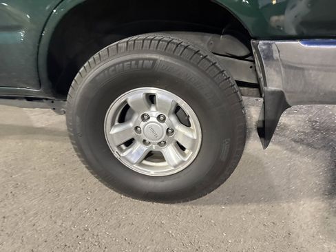 Used 1999 Toyota 4Runner SR5 w/ Upgrade Value Pkg 2 image 7