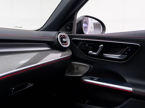 Used 2023 Mercedes-Benz C 43 AMG 4MATIC Sedan image 28