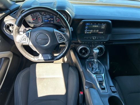 Used 2019 Chevrolet Camaro LT image 24