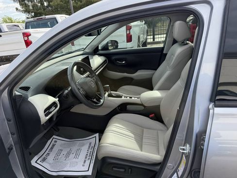 Used 2023 Honda HR-V EX-L image 7