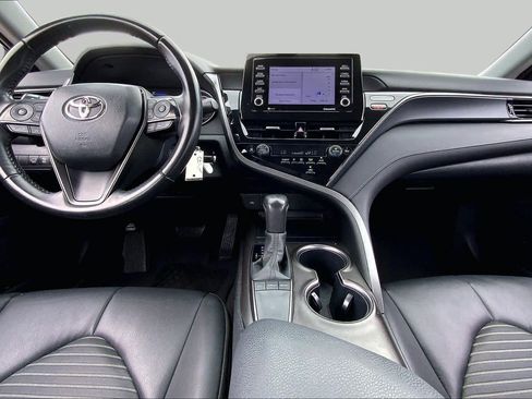 Used 2023 Toyota Camry SE FWD image 15