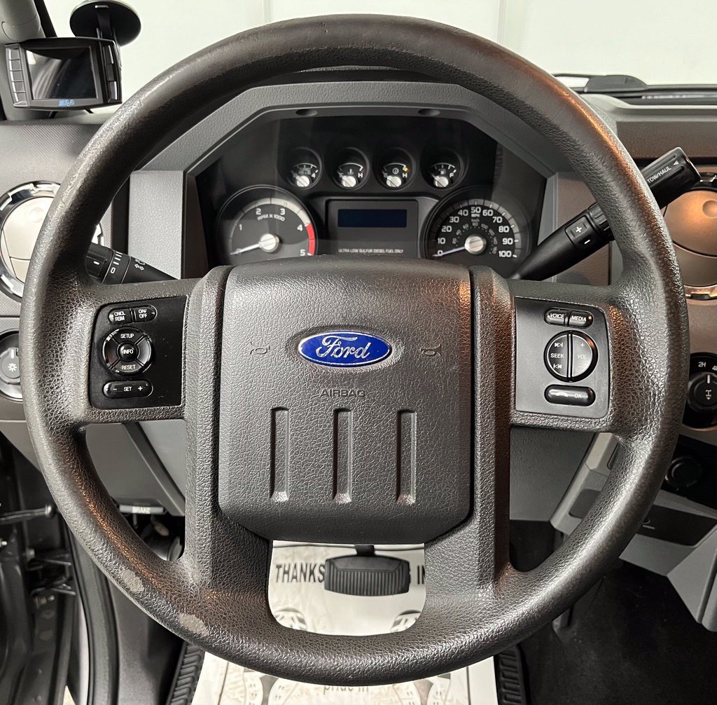 Used 2011 Ford F250 XLT w/ XLT Interior Pkg AWD/4WD image 27