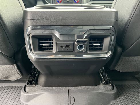 Used 2022 Chevrolet Silverado 1500 LTZ w/ LTZ Premium Package image 44