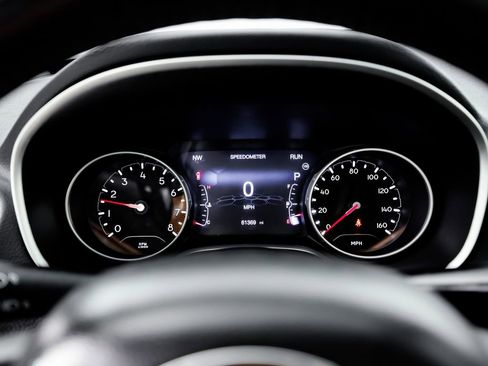 Used 2019 Jeep Compass Limited image 25