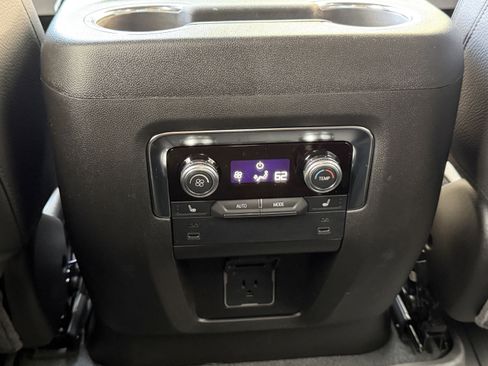 New 2026 GMC Yukon Denali w/ Sun & Power Step Package image 27