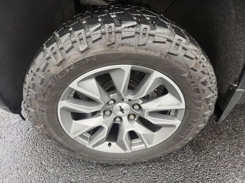 Used 2019 Chevrolet Silverado 1500 RST AWD/4WD image 12