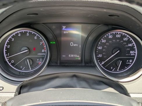Used 2024 Toyota Camry SE w/ Cold Weather Package FWD image 17