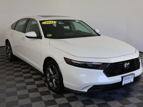 Used 2023 Honda Accord EX image 1