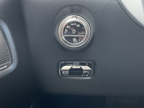 New 2026 Mercedes-Benz C 300 C 300 4MATIC Sedan image 23