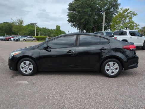 Used 2017 Kia Forte LX w/ LX Popular Package FWD image 3