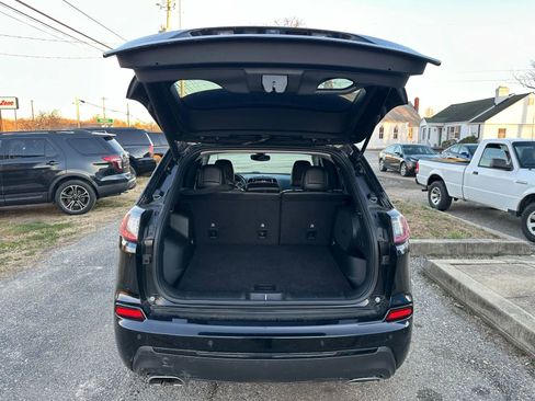 Used 2020 Jeep Cherokee Limited FWD image 9